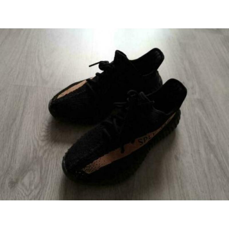 Adidas Yeezy 350 v2 black copper