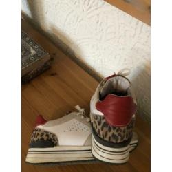 Sneakers écht leer kl wit met luipaard print mt 40