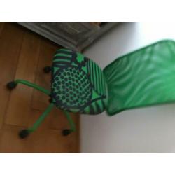 Leuke groene bureaustoel