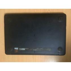 Laptop voor onderdelen of voor de handige mensen