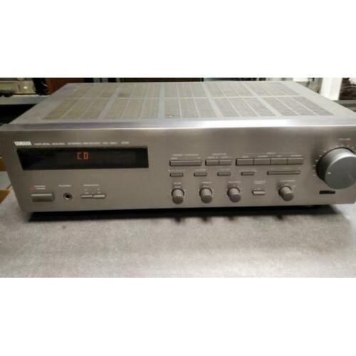 Yamaha RX-460 top versterker