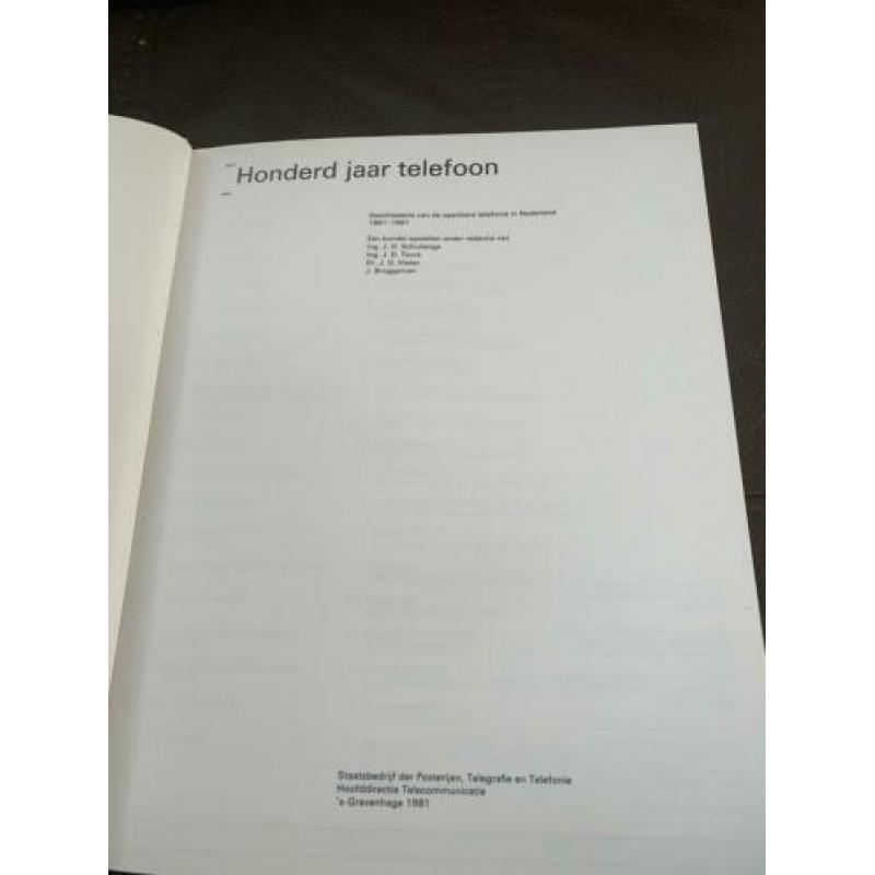 100 jaat telefoon - 1881 tm 1981