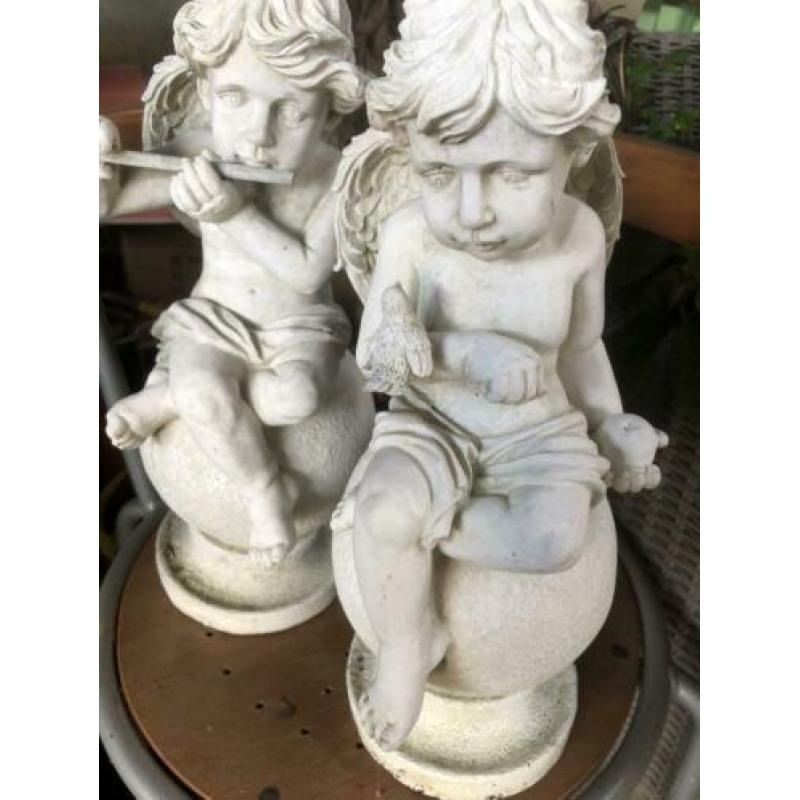 Curiosa en brocante spullen voor markt