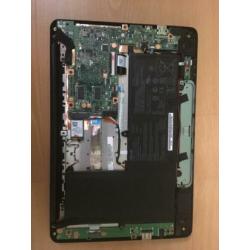Laptop voor onderdelen of voor de handige mensen