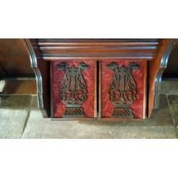 Antiek orgel/traporgel/harmonium