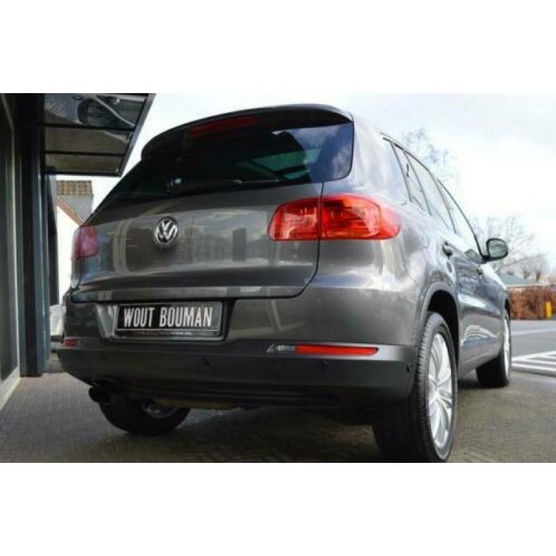 Volkswagen Tiguan 1.4 TSI Sport&Style DSG Navi Clima Panodak