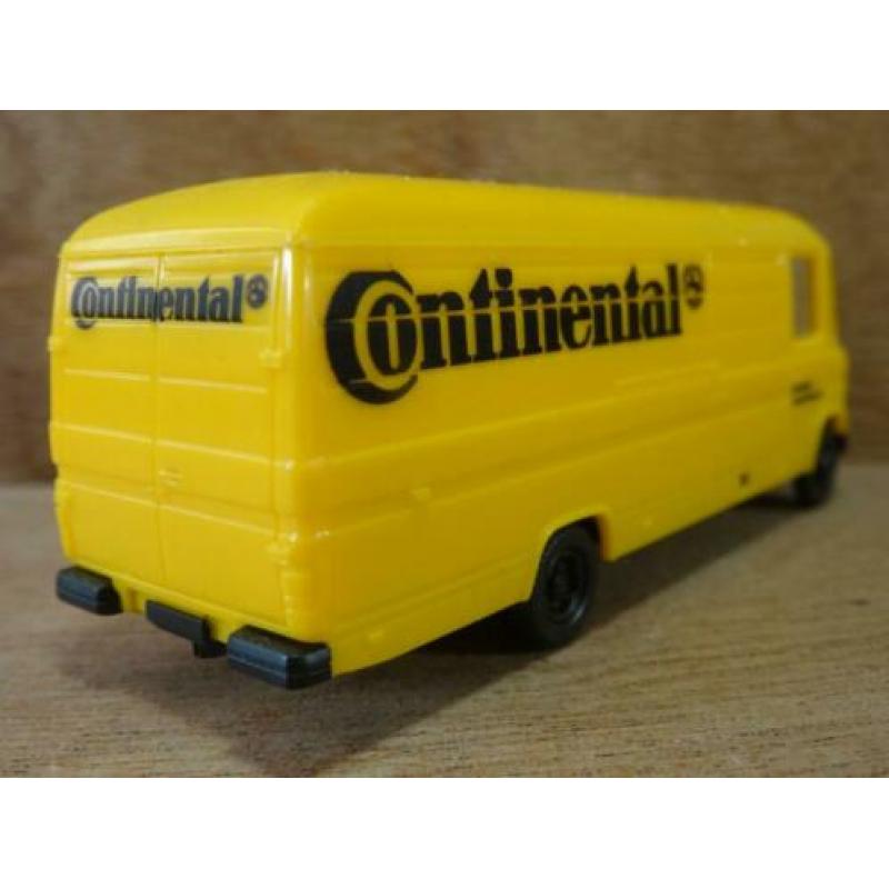 HERPA 1:87, MB 508D XXL " CONTINENTAL Banden ", Zie Foto`s