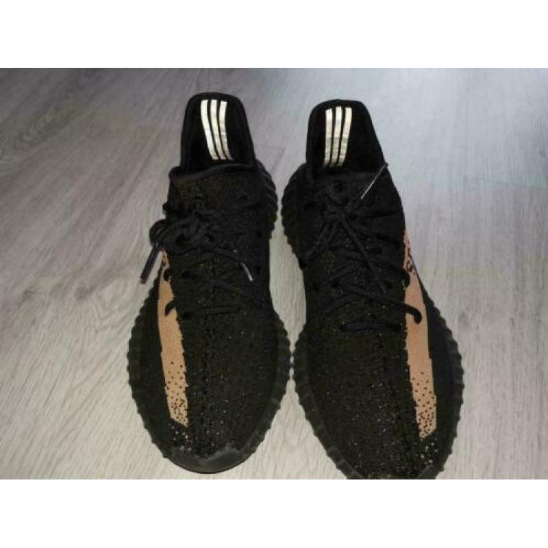Adidas Yeezy 350 v2 black copper