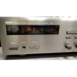 Yamaha RX-460 top versterker
