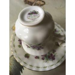 Royal Albert kop en schotels