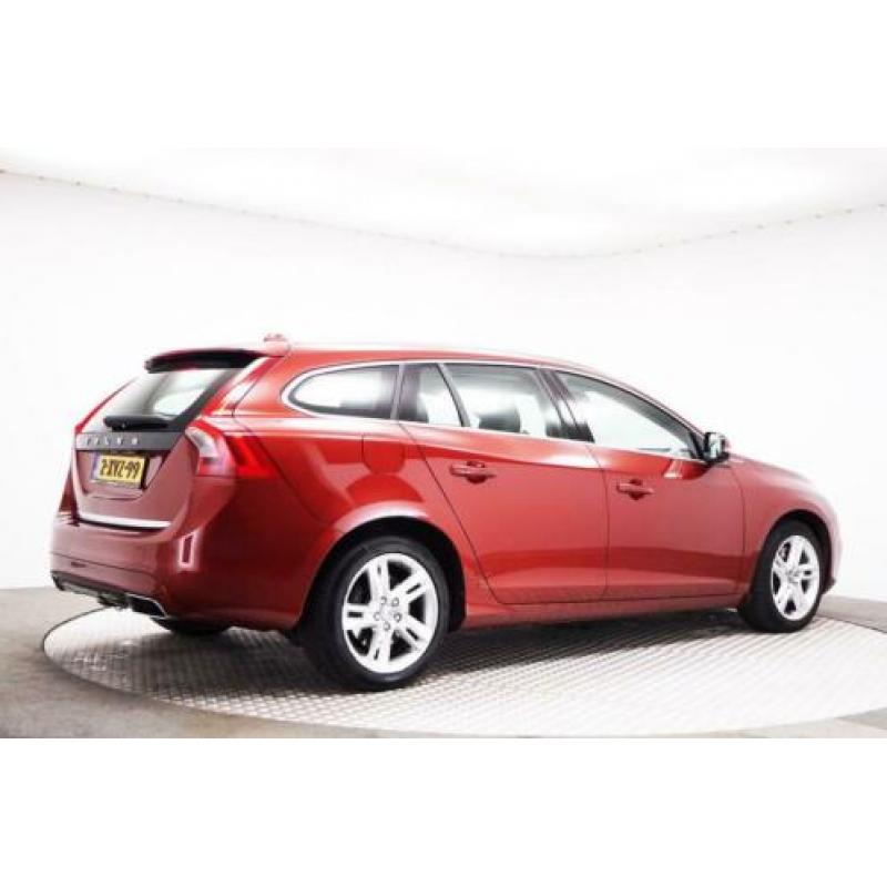 Volvo V60 *Incl. BTW* 2.4 D6 AWD Plug-In Hybrid Summum Xenon
