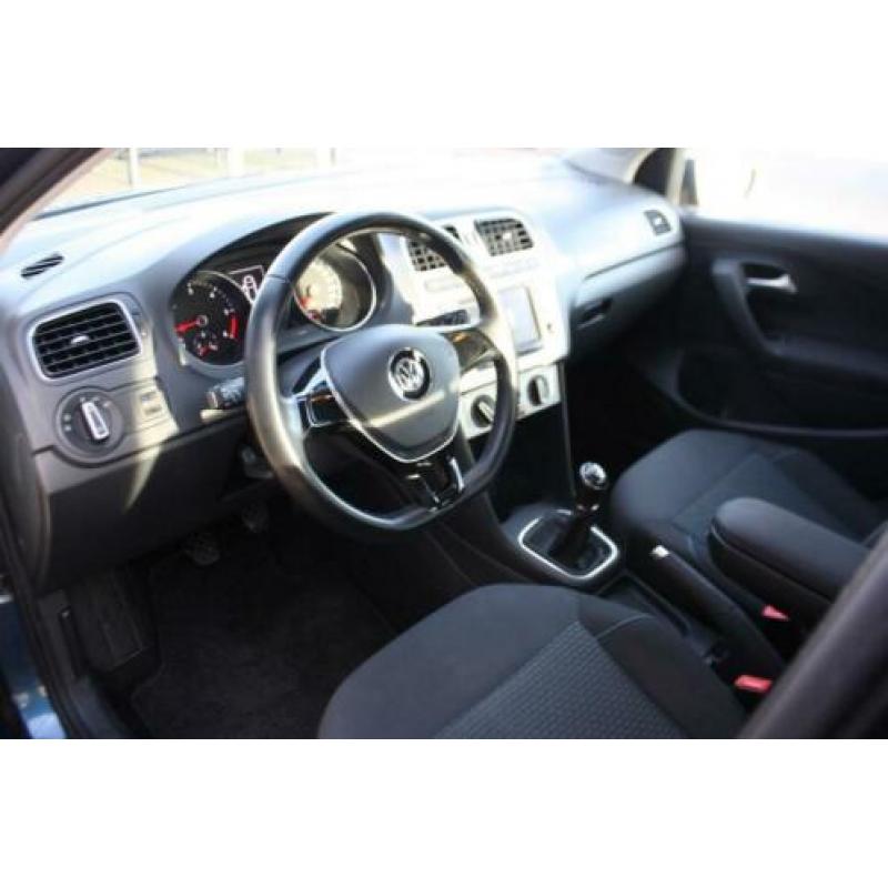 Volkswagen Polo 1.4 TDI NAVI PDC MULTI MEDIA LM VELGEN MOOI
