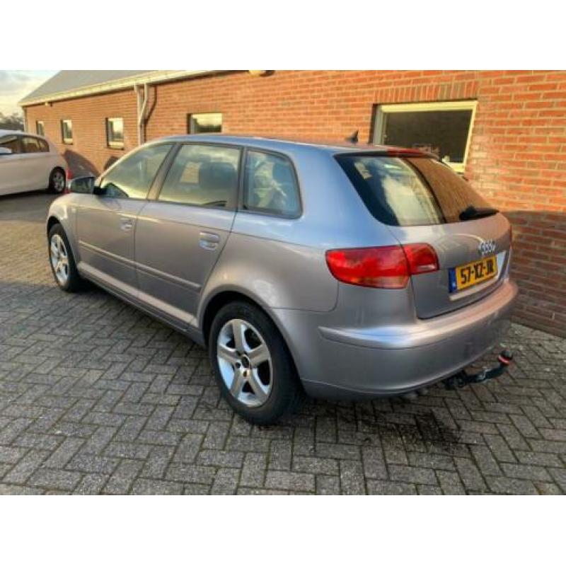 Audi A3 Sportback 1.9 TDI Attraction Pro Line Business Navi,