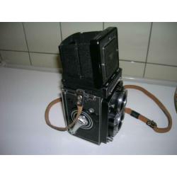 Te koop: Rolleiflex 3,5F ( SN 2818309 ) met toebehoren