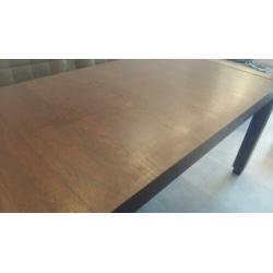 Eettafel. 200 bij 90 cm