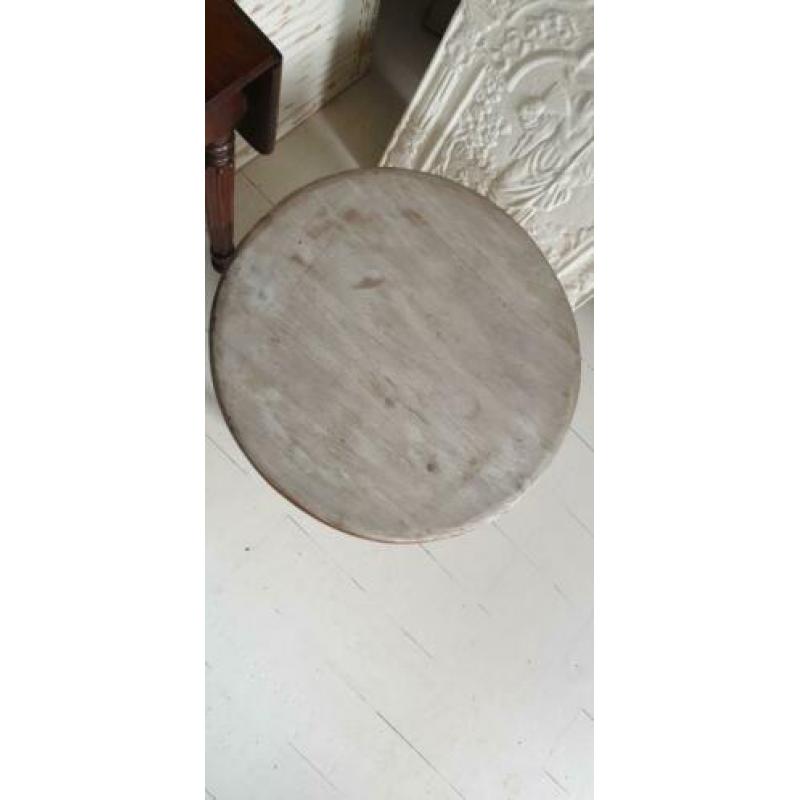 Brocante sober klein houten antiek Deens tafeltje