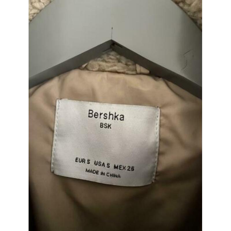 Pluche vacht jas | bomberjack | S | Bershka | Donsjas