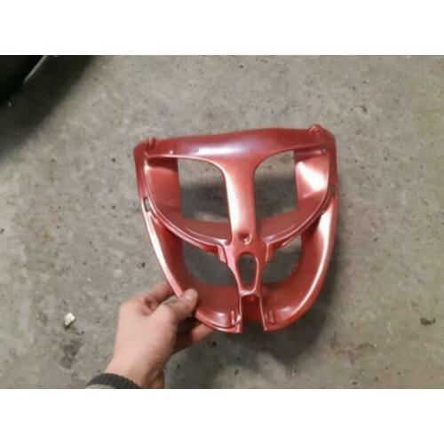 Aprilia SR 50 voorkap gril custom rood NIEUW STAAT grill kap