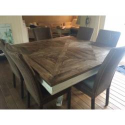 Eettafel 150x150 met 6 stoelen Riviera Maison