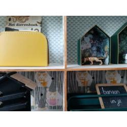 Prachtige grote pronkkast/poppenhuis