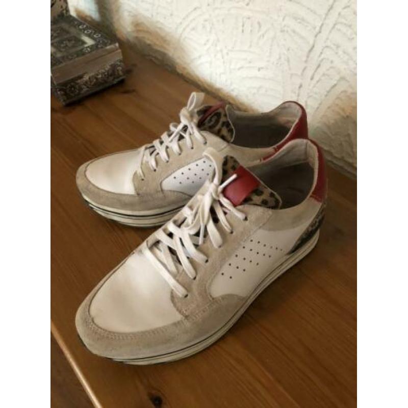Sneakers écht leer kl wit met luipaard print mt 40