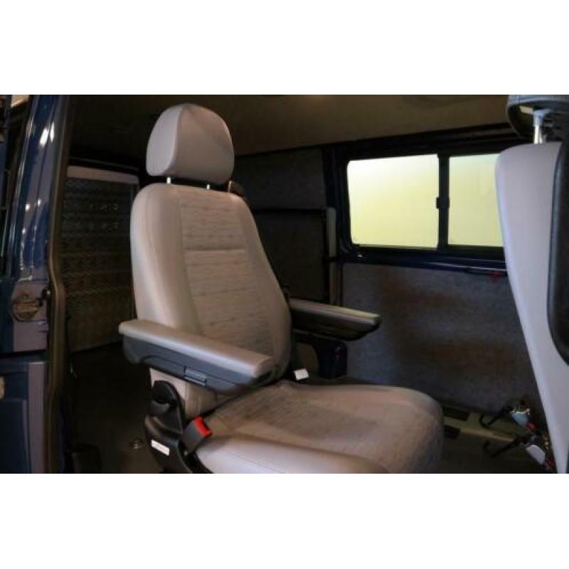 Volkswagen Transporter L2H1 Rolstoelbus