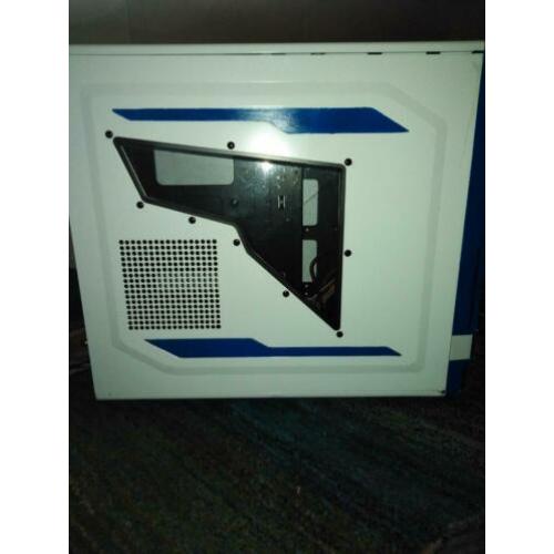Pc kast