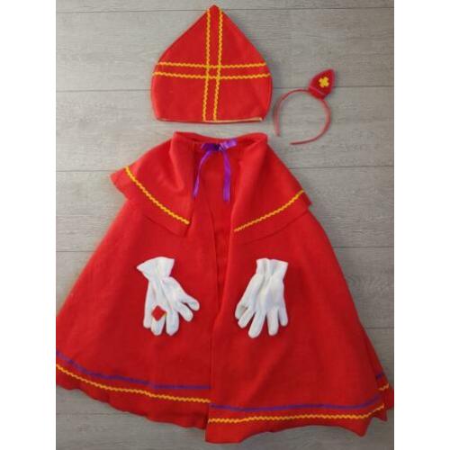 SINTERKLAAS VERKLEED SETJE, mt 104 / 122