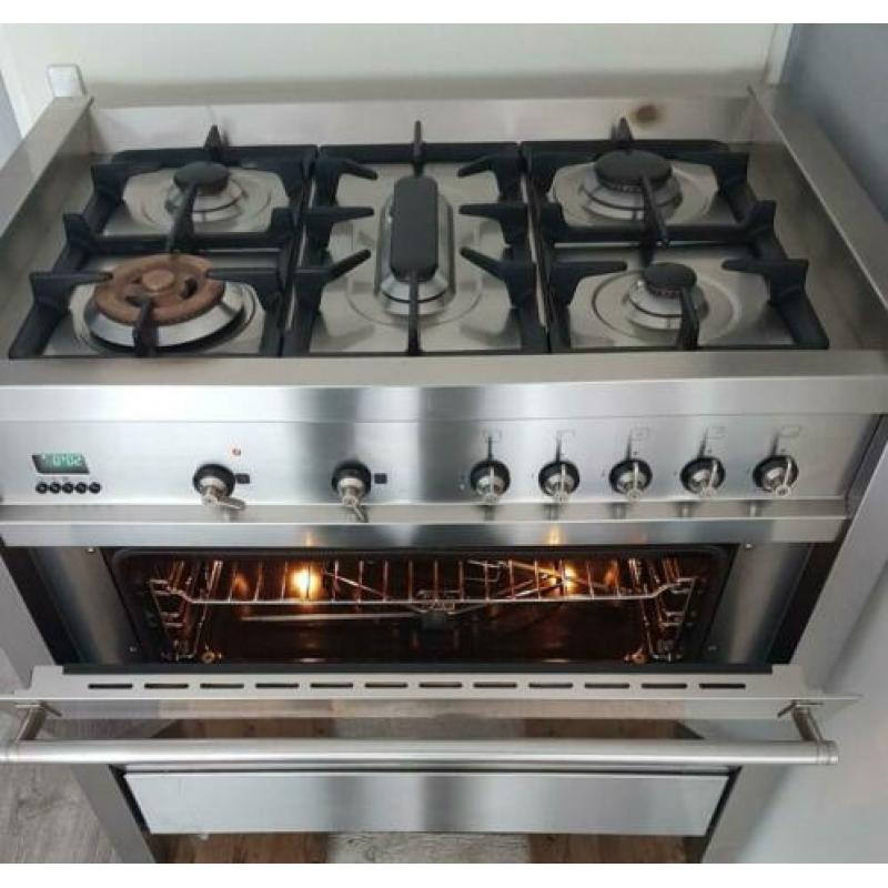 Zeer goed gasfornuis RvS smeg 5_pits 90cm oven zéér staat