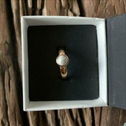 Melano twisted ringen