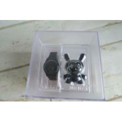 Kidrobot for Swatch de Originals GB249 Midnight Magi Horloge