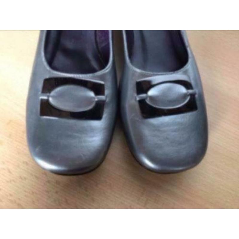 Zilverkleurige schoenen mt 39 van Reject NIEUW