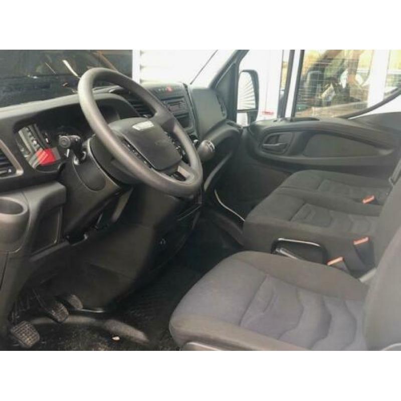 Iveco Daily 35S16 160PK L2H2 Airco / Euro6 Trekgewicht 3500K
