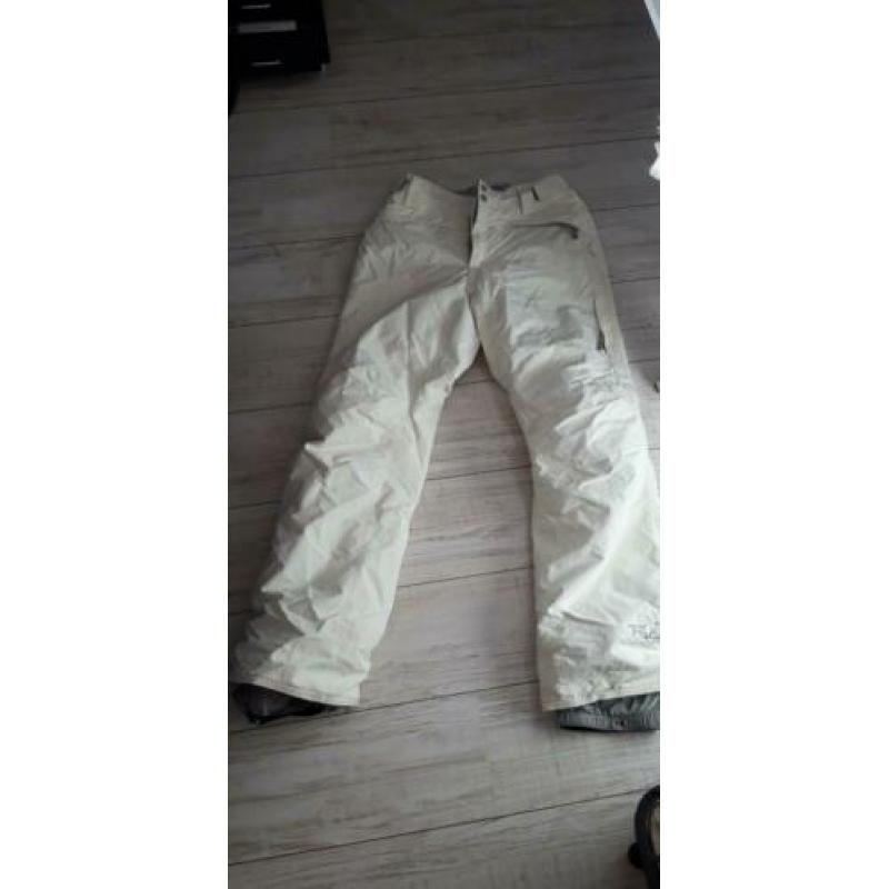 Protest witte skibroek