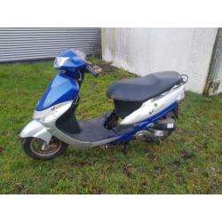 peugeot v-clic 2x geel kenteken