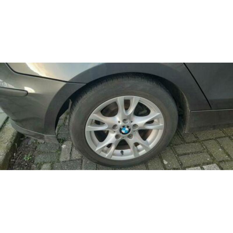 BMW 1-Serie 1.6 116I 2007 Grijs