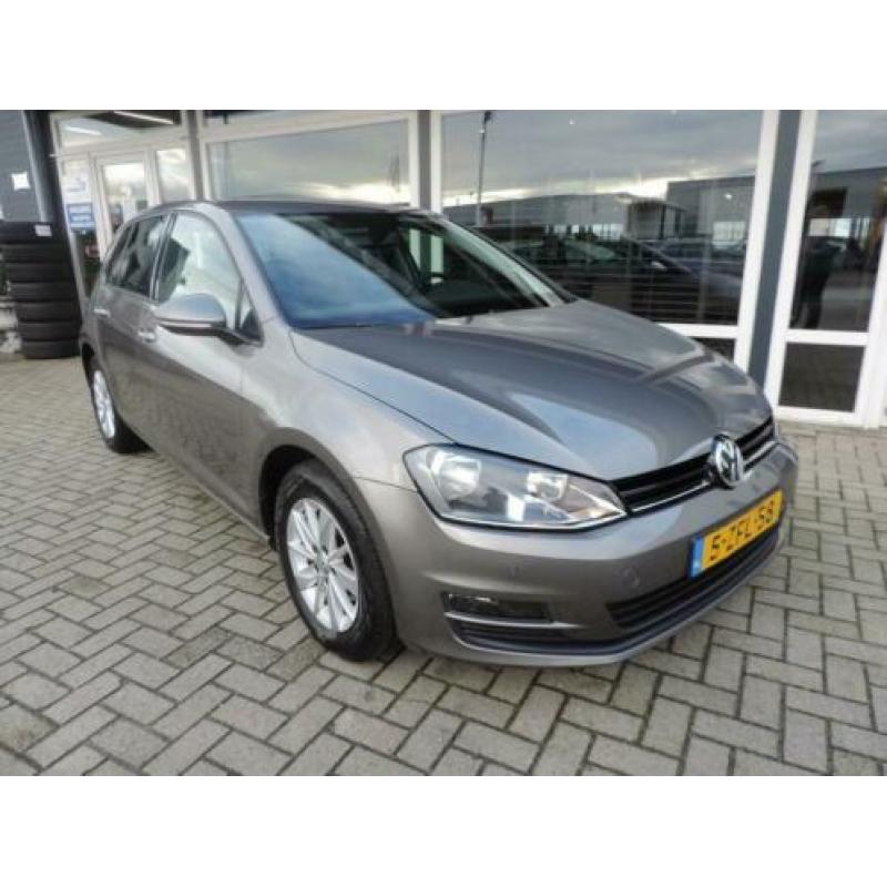 Volkswagen Golf 1.2 TSI Comfort Line 50 procent deal 5.475,-