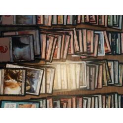 169Magic the gathering kaarten en 2 stapel sleeves