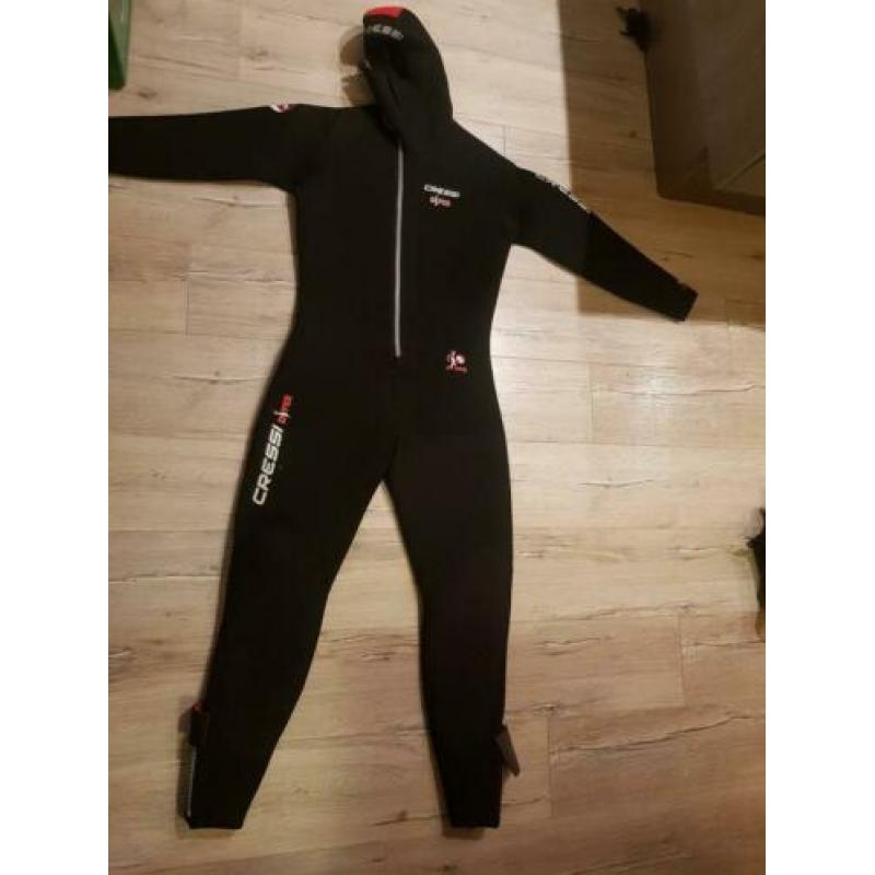 Hagelnieuwe wetsuit 1 x gepast. 7mm xl cressi