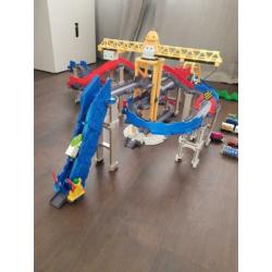 Chuckington trijnbaan met wagons