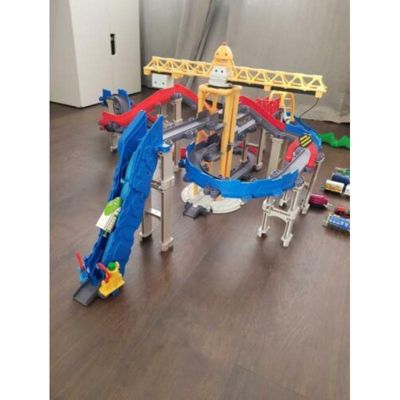 Chuckington trijnbaan met wagons
