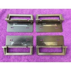 AKAI RACK BEUGELS Zwart