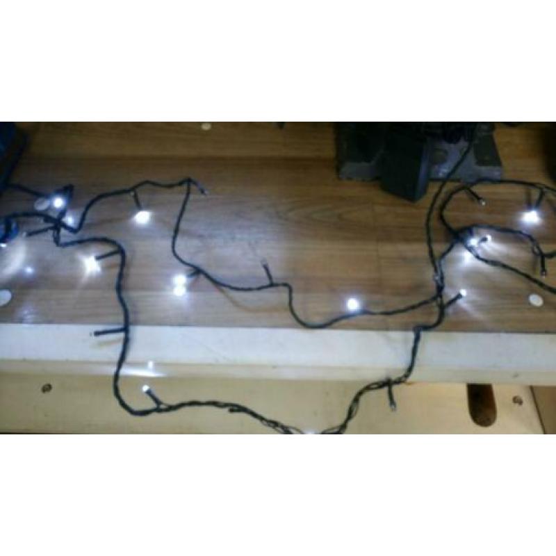 Kerstverlichting LED 2x 40 stuks zgan zie alle foto,s