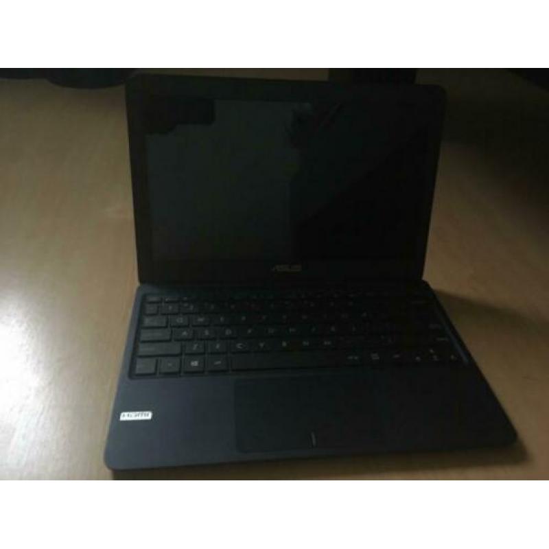 Laptop voor onderdelen of voor de handige mensen