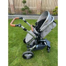 Te koop. 3 in 1 kinderwagen. Zo goed als nieuw