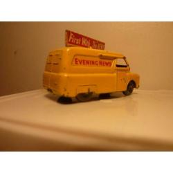 Matchbox Lesney nr42 Evening news Van met metalen wielen