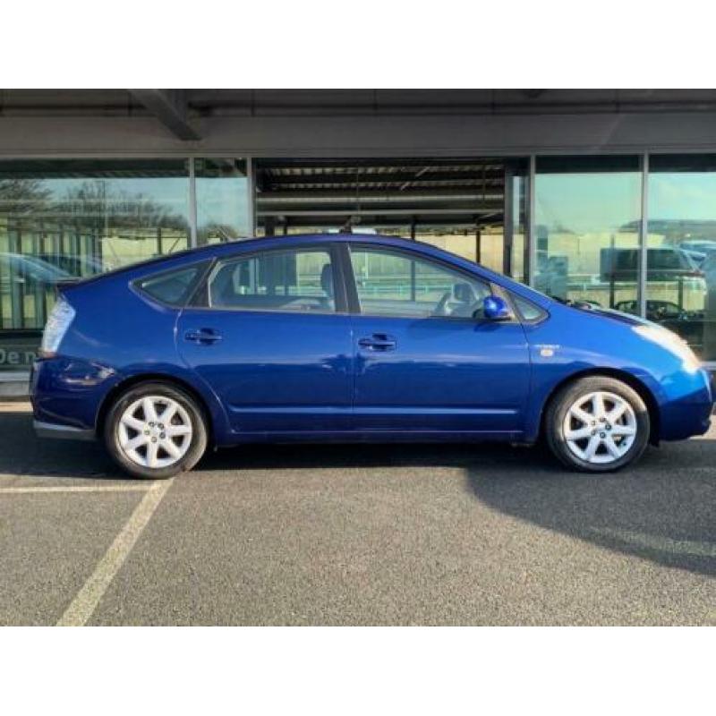 Toyota Prius 1.5 VVT-i Comfort | Dealer onderhouden |