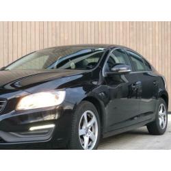 Volvo S60 2.0 D2 Summum Business 2015 Zwart