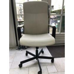 Bureaustoel creme