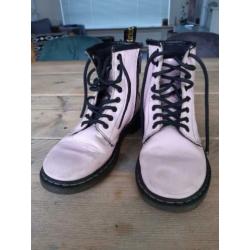 Dr. Martens 33